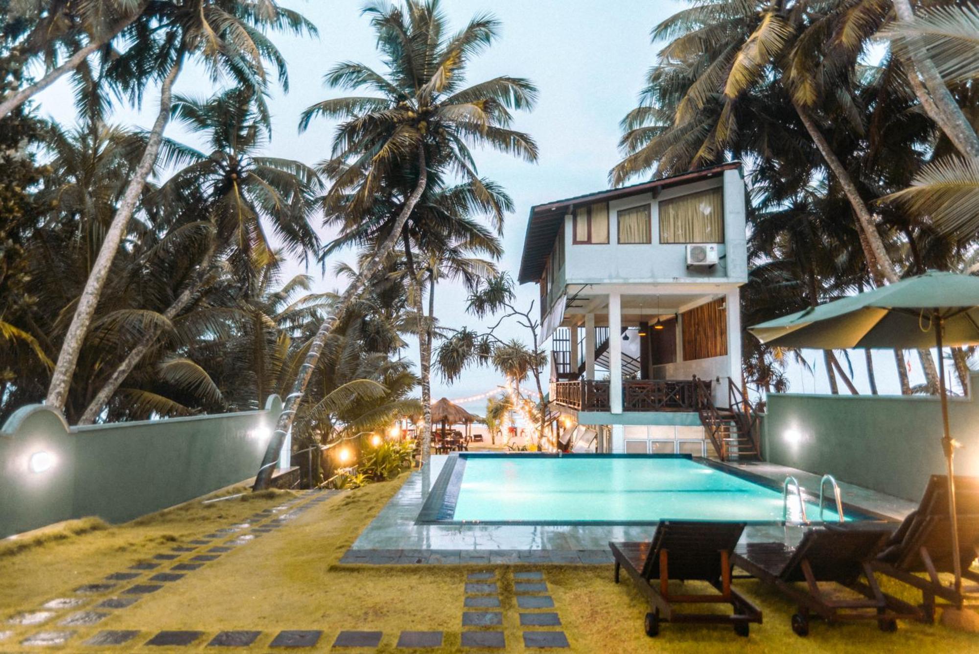 Sea Trails Bentota Hotel Kültér fotó
